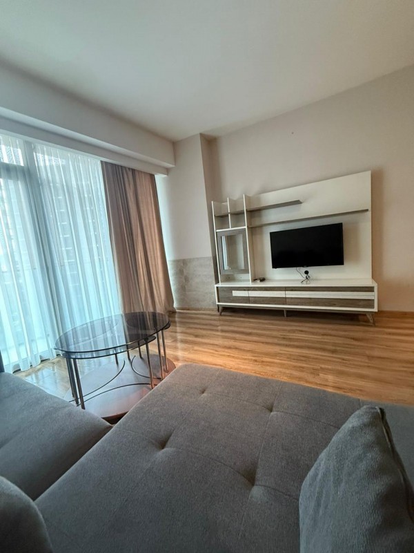 ქირავდება ბინა მეტროსითის კომპლექსში